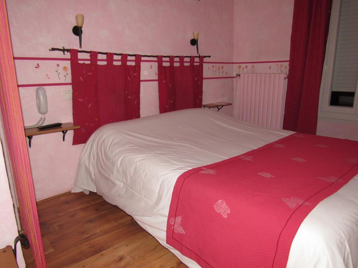 Hostellerie Le Mirabeau Peyrolles-en-Provence Bagian luar foto